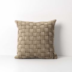 Vỏ Gối Tựa Lưng Sofa Vuông Dệt Thủ Công Cao Cấp Tua Rua Tông Nâu Nhạt