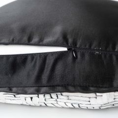 Vỏ Gối Tựa Lưng Trang Trí Thêu Cao Cấp Size 50cm - Mê Cung Xám