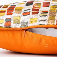 Vỏ Gối Tựa Lưng Trang Trí Thêu Cao Cấp Size 50cm - Cam Dệt Điểm