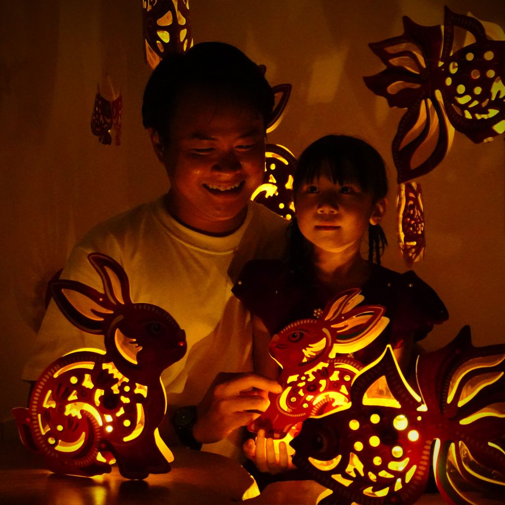 LỒNG ĐÈN TRANG TRÍ KÝ ỨC TUỔI THƠ - THỎ MINI