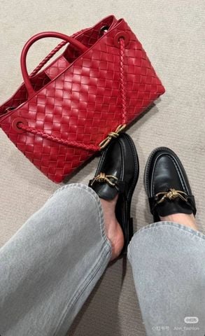Sục nữ BV* VIP 1:1