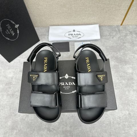Sandal nam PRAD* da bê cao cấp, thiết kế tối giản mà vẫn nổi bật cá tính