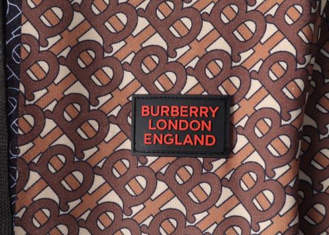 Bộ nam Burberry* có mũ hoạ tiết đẹp