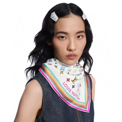 Khăn lụa nữ L*V  hoạ tiết