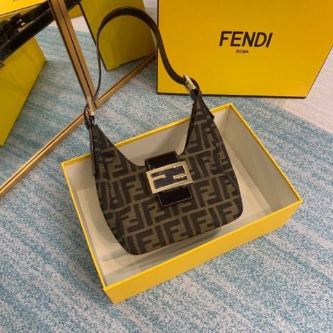 Túi xách nữ FENDY* hoạ tiết logo size 18cm x16cm hàng cao cấp