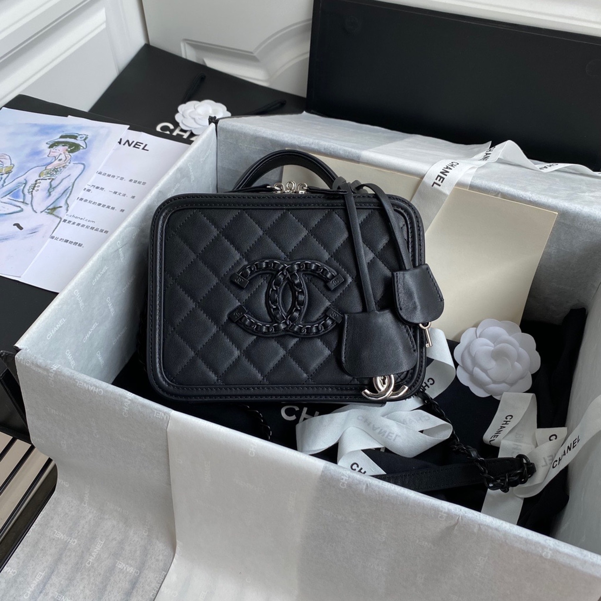TÚI XÁCH CHANEL CLASSIC 2023 DA THẬT ĐEN KẺ TRÁM DÁNG HỘP VUÔNG FULLBOX #45 TÚI XÁCH CHANEL CLASSIC 2023 DA THẬT ĐEN KẺ TRÁM DÁNG HỘP VUÔNG FULLBOX