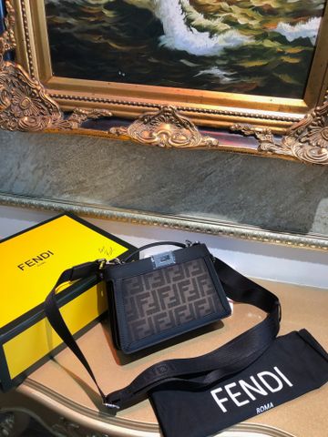 Túi FENDI* nam nữ  Peekaboo ISeeU XCross