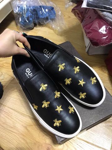 Slip on gucci thêu đẹp cho nam