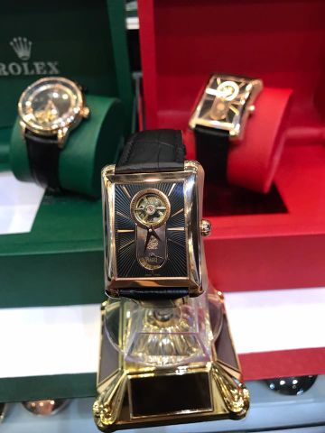 đồng hồ patek philippe đang sale còn 2800k Call 0987917222 Tuyển ctv bán hàng