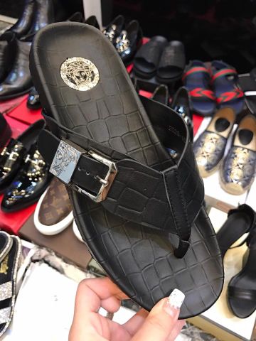 sandal versace cho nam vân cá sấu độc đẹp giá 1050k Call 0987917222