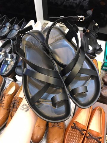 Sandal lv về chất ok