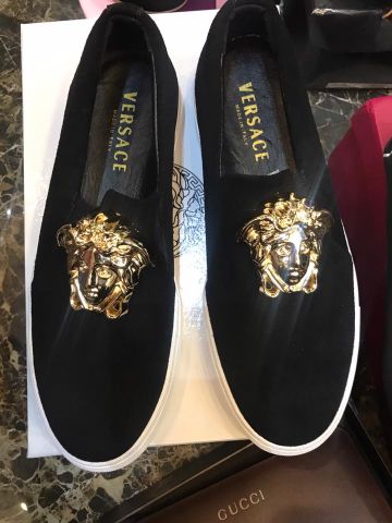 slip on versace nam da lộn