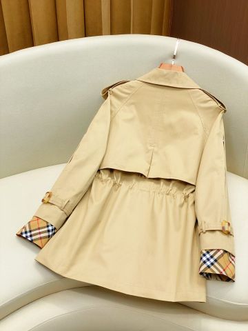 Áo khoác nữ Burberry* dáng lỡ chất kaki xịn mịn lót kẻ đẹp sang