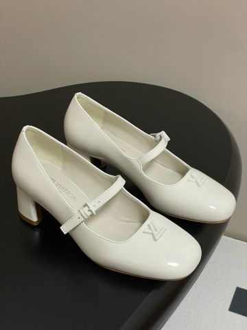 Giày cao gót L*V da bóng gót vuông cao 6cm