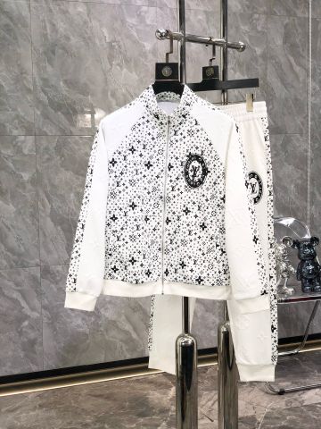 Bộ thể thao nam các hãng đẹp cao cấp