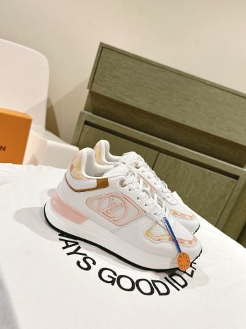 Giày thể thao nữ L*V  New Runaway