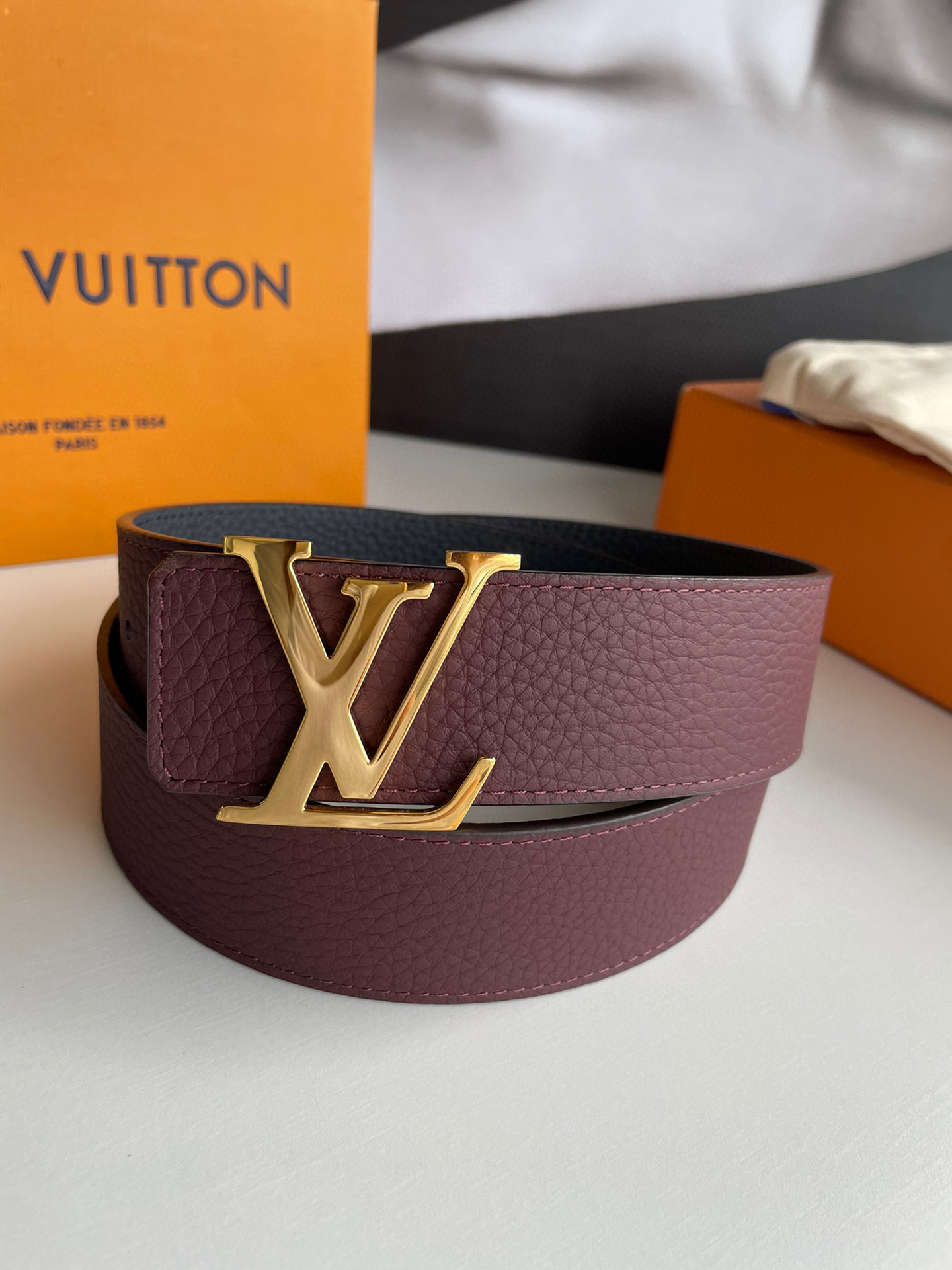 Louis Vuitton Brown Damier Belt w Gold Louis Vuitton Paris Buckle at  1stDibs  louis vuitton paris belt louis vuitton paris made in spain  damier buckle