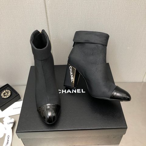 Boot chanel* SIÊU CẤP da bò lỳ gót nẹp kim loại kiểu đẹp sang SIÊU CẤP