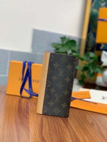 Ví nam LV* hoạ tiết Monogram phối da lỳ màu đẹp SIÊU CẤP