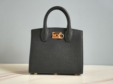 Túi xách nữ SALVATORE* Studio Top-Handle – Black
