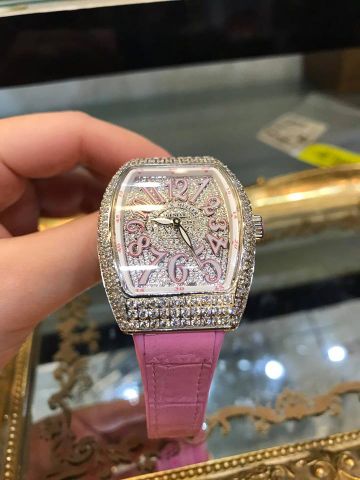 Đồng hồ franck muller mặt full kim dây cao su vân cá sấu rất bền và đẹp