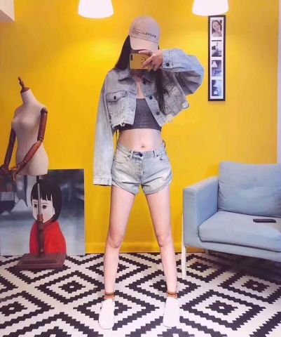 Bộ short jeans và áo lửng