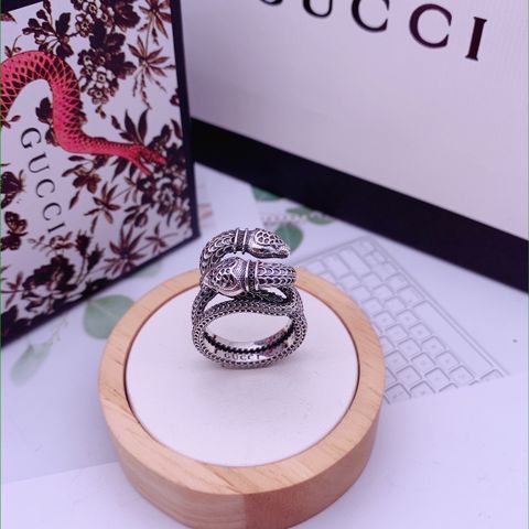 Nhẫn rắn GUCCI* đẹp độc