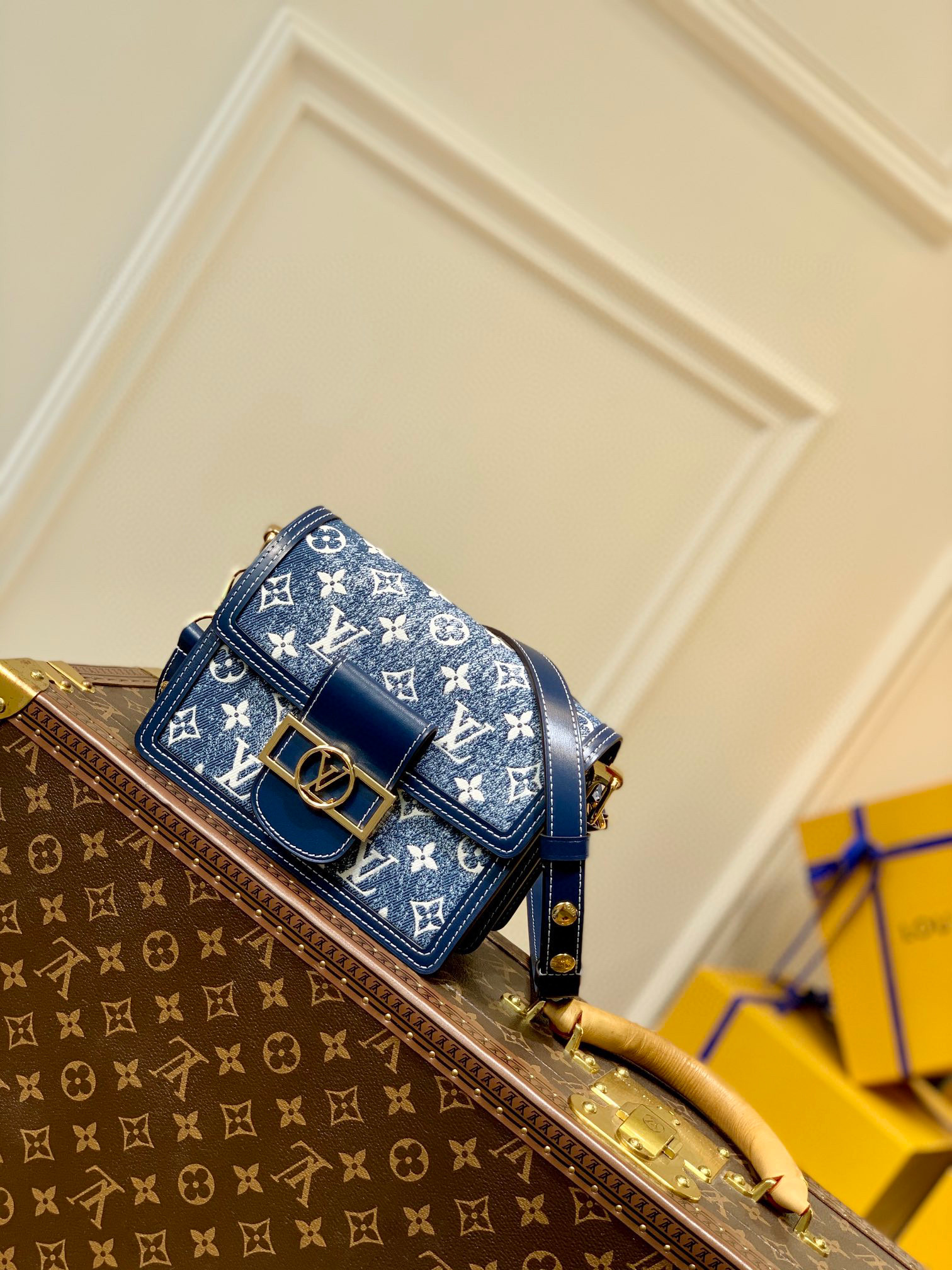 Túi Louis Vuitton Mini Dauphine Epi Leather Black Like Authentic Shop Hàng Hiệu Swagger #32 Túi Louis Vuitton Mini Dauphine Epi Leather Black Like Authentic Shop Hàng Hiệu Swagger