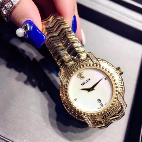 Đồng hồ versace nữ case 35 mẫu mới đẹp
