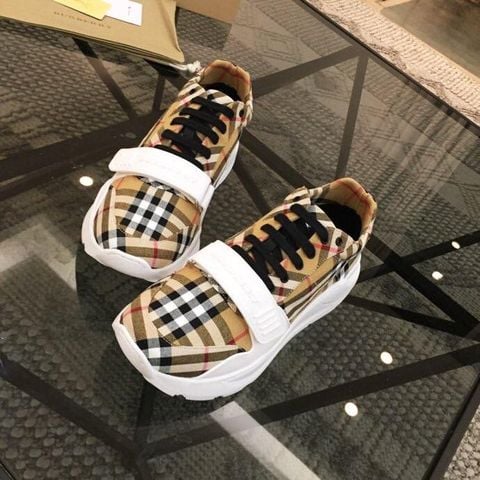 Giày thể thao nam burberry siêu cấp