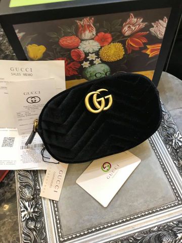 Túi đeo ngực , đeo hông gucci