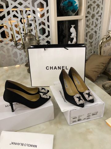 Giày cao gót MANOLO* BLAHNIK* chất satin bóng dáng đẹp sang SIÊU CẤP