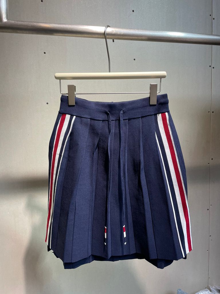 Thom Browne VáY giá rẻ Tháng 72023BigGo Việt Nam