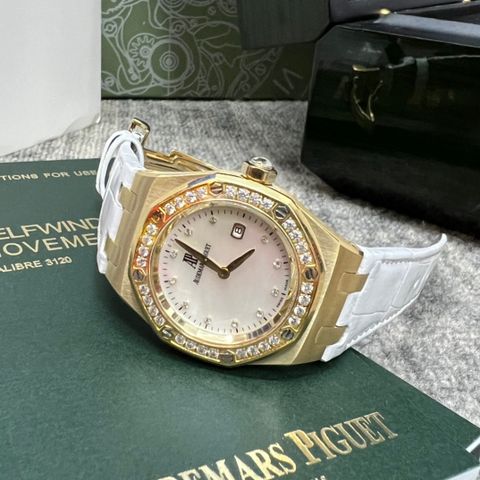 Đồng hồ nữ Audemars* Piguet* VIP 1:1 mẫu mới dáng thể thao viền nạm kim cương cực đẹp