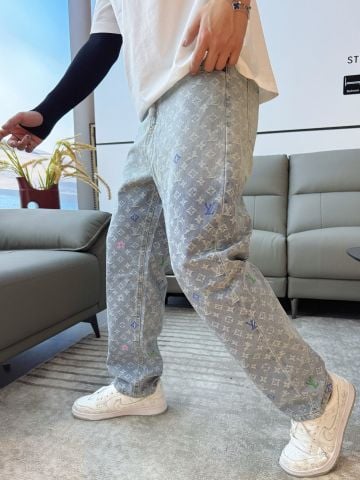 Jeans nam GUCC*  – phong cách streetwear tinh tế cho phái mạnh