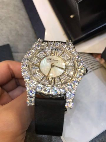 Đồng hồ nữ chopard nạm kim cương