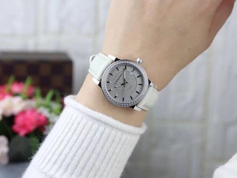 Đồng hồ nữ burberry dây da viền đá đẹp case 34mm
