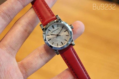 Đồng hồ nữ burberry dây da đẹp