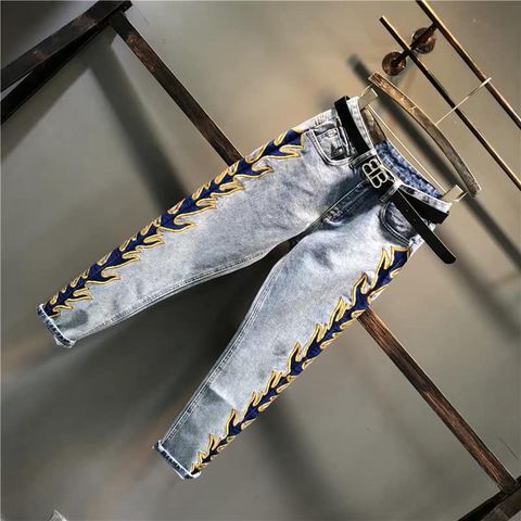 Quần jeans nữ sườn thêu hoạ tiết