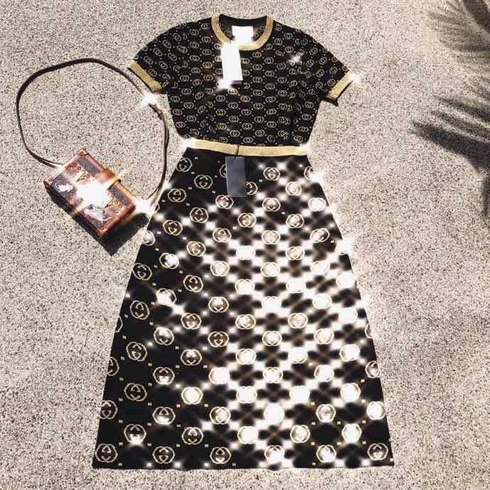 Tìm hiểu về giá bán của những chiếc thắt lưng Gucci chính hãng  ELLY