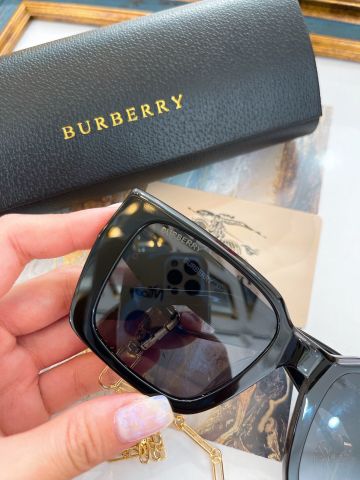 Kính nữ Burberry* gọng nẹp logo vàng đẹp sang VIP 1:1