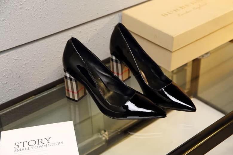 Burberry dashwood deals pumps