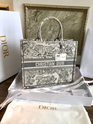 Túi xách nữ Di*or* Book Tote