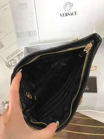 Clutch VERSACE da mềm đẹp logo vàng