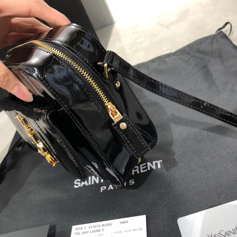Túi Ysl Da Lộn Dập Hoạ Tiết Logo Đẹp Mẫu Mới 22Cm Price: 4500K Http:// –  Lien Fashion