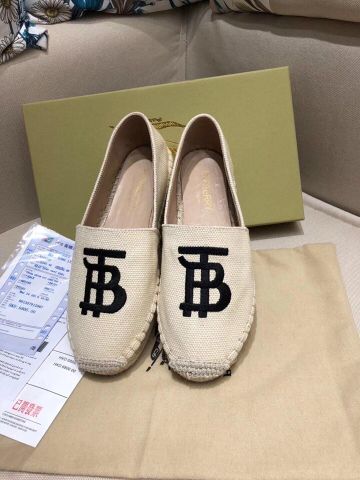 Giày slip on nữ BURBERRY