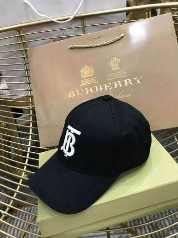 Mũ lưỡi trai nam nữ BURBERRY lót kẻ