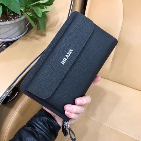 Clutch/ ví cầm tay nam PRADA