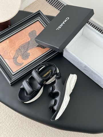 Sandal nữ CHNEL* thể thao đế cao Magic Touch” Sandal