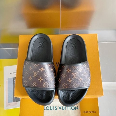 Dép L*V  Waterfront Monogram dành cho cả nam và nữ